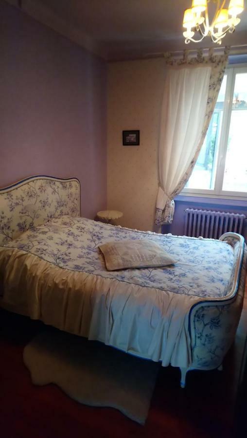 Chez Charlotte Et Michel Apartment Brassac  Bagian luar foto